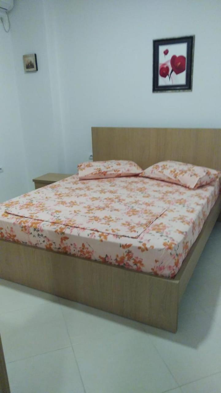Primavera Apartments Σαράντα Εξωτερικό φωτογραφία